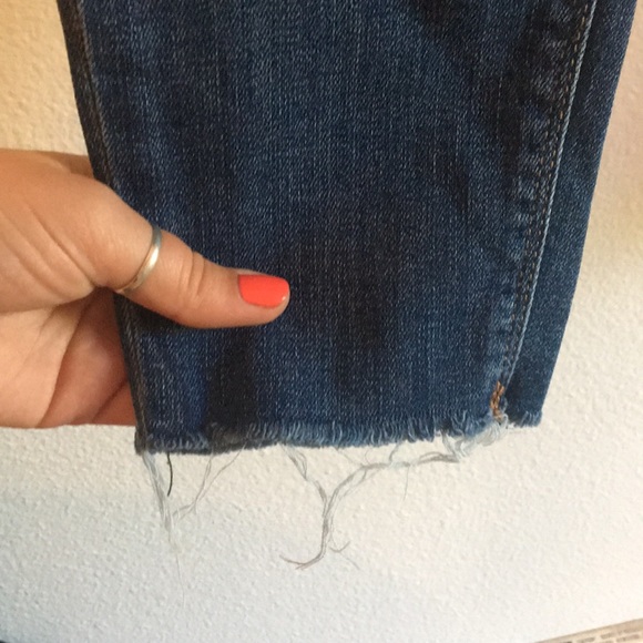 Express Jeans Medium Wash Skinnies - Picture 6 of 7